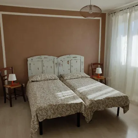 Casa de Férias Martalagattahome San Felice del Benaco